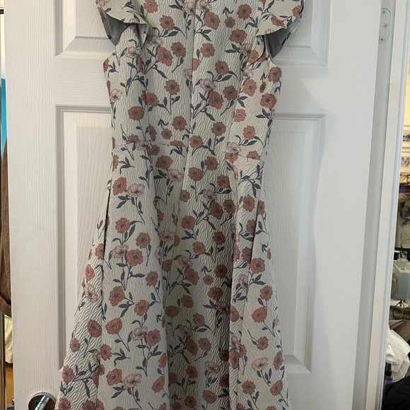 Gal Meets Glam Lola Dress - Picture 4 of 6